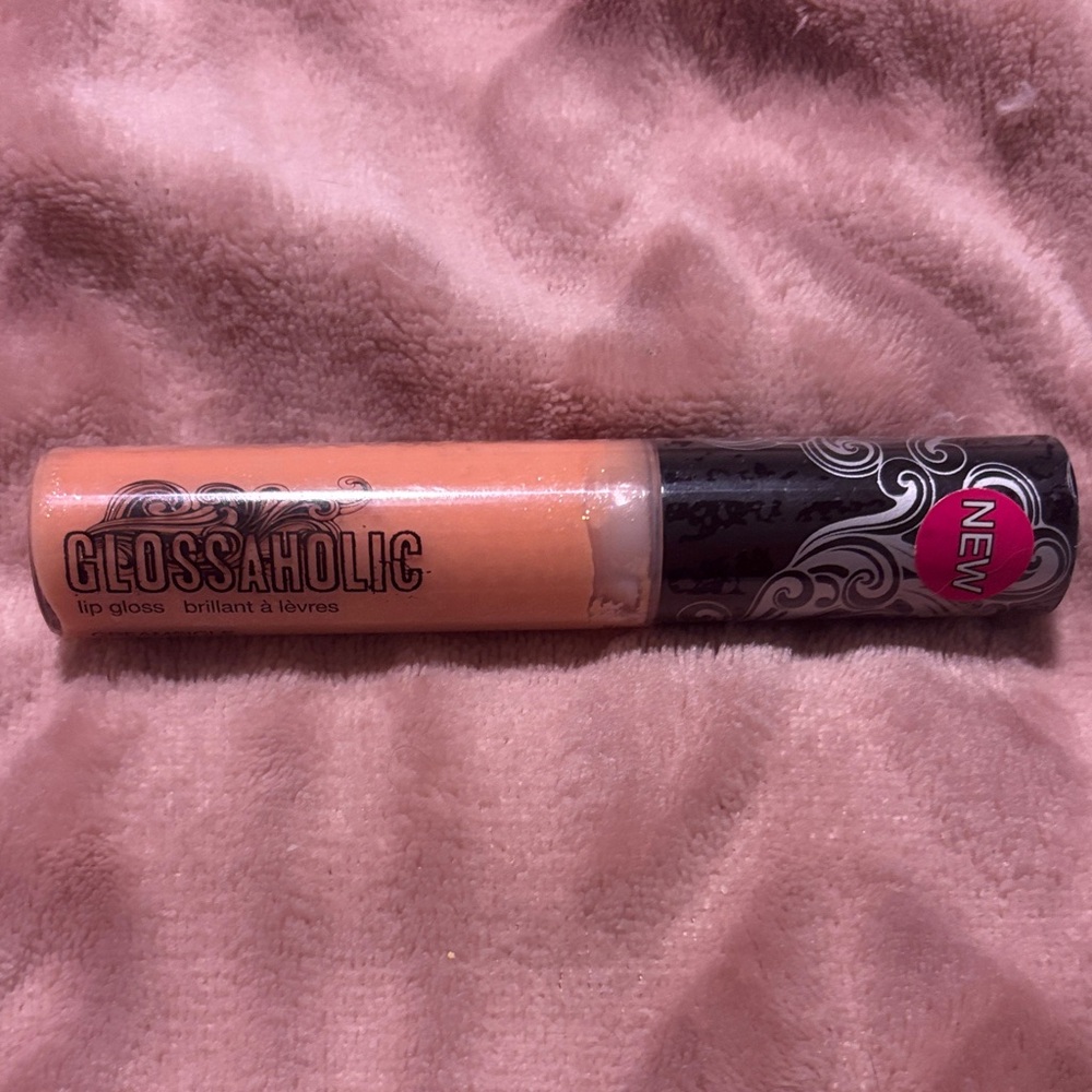 NWT..Hard Candy Glossaholic Lip Gloss in Creamsicle